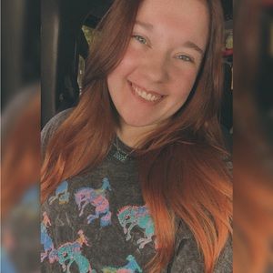 Meet your Posher, Candice